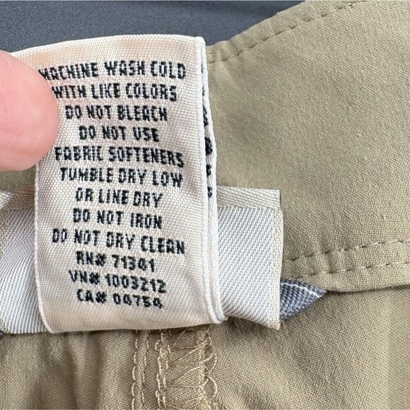 L.L. Bean Men's 10" Cresta Hiking Shorts 34 W Tan Outdoor Camping Fishing - Picture 6 of 11